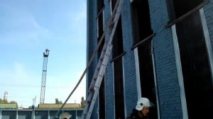 Спасение  потерпевшего  с учебной  башни