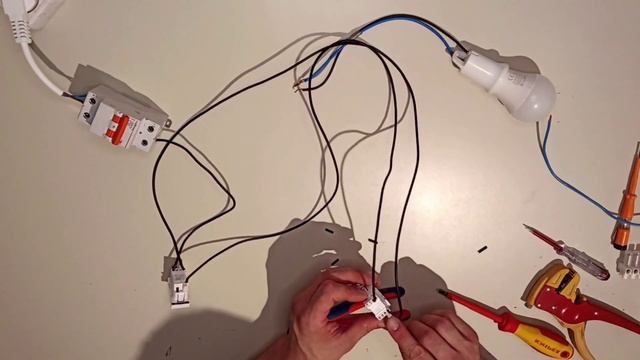 Переключатель света (комутадор). Как правильно подключить? смотреть онлайн