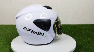 Мотошлем для скутера, полуоткрытый. Цвет белый.