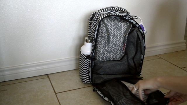 PACK IT: Jujube Be Right Back Backpack | Newborn смотреть онлайн