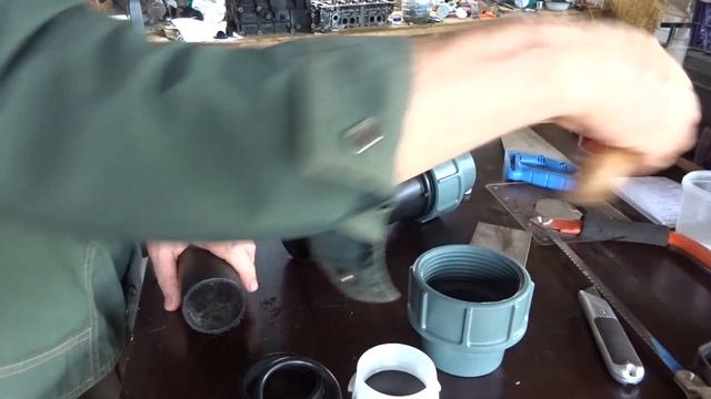 Как я соединяю полипропиленовые ППР трубы с муфтой для полива огорода. Рассуждаем и делаем сами. смотреть онлайн