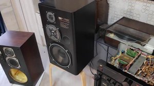 Sansui XL700 vs 555