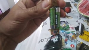 Phılıps hQ8505 saç kesme Makinesi pil değişimi