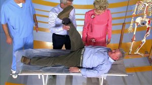 Домашний тест при боли в спине. Жить здорово! Фрагмент выпуска от 15.07.2016