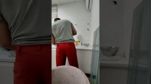 монтаж полки на скрытых полкодержателях