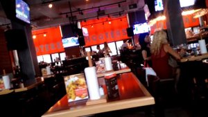 Hooters