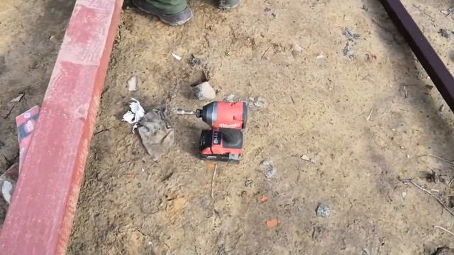 Забор в порошковой покраске, сборка на кровельных саморезах без сварки. смотреть онлайн