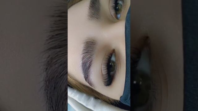 Kim Kardashian lash extensions