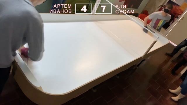 незрячий парашютист!