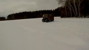 Вездеход среднемоторка весенний снег