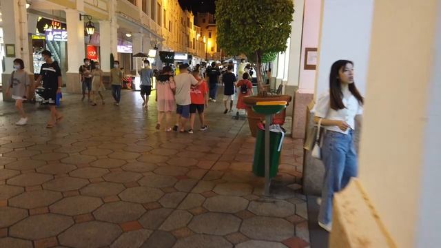 来中山看美女，这么浪漫的二线城市，美女和美食真够多的。吃到了我最喜欢的小吃，不算白来~