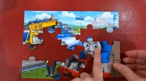 Thomas & Friends putting together a puzzle / Castorland puzzle / Собираем пазл Томас и его друзья