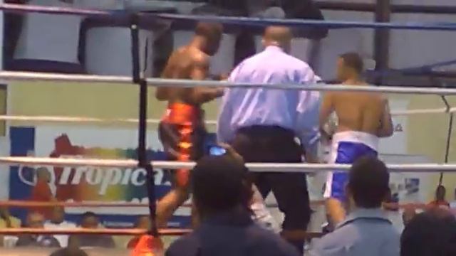 juan Carlos Abreu (Merengue) pelea de Boxeo en el Millon смотреть онлайн