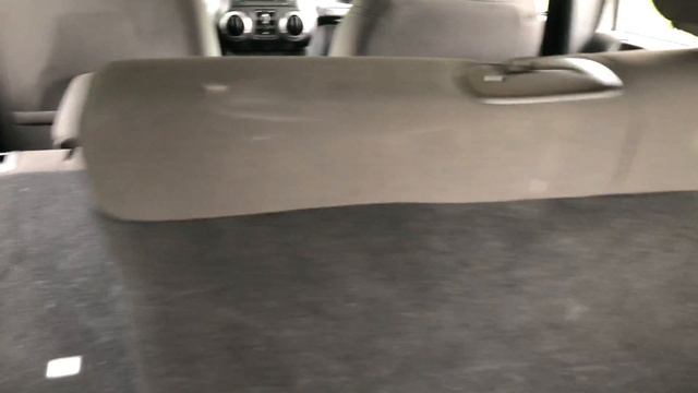 Jeep Wrangler - LAY DOWN REAR SEATS FOR MORE CARGO SPACE смотреть онлайн