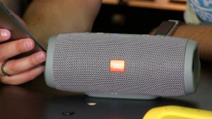 ПОРТАТИВНЫЕ ВОДОНЕПРОНИЦАЕМЫЕ БЕСПРОВОДНЫЕ КОЛОНКИ.ОБЗОР