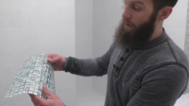 Как клеить мозаику на стену