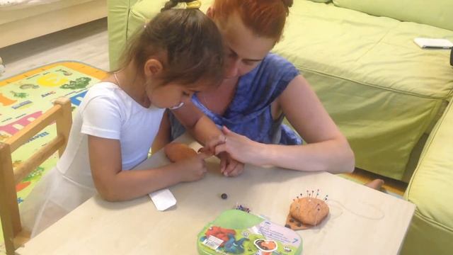 Бесплатное развитие для малышей, урок 23 - поделка "игольница". смотреть онлайн