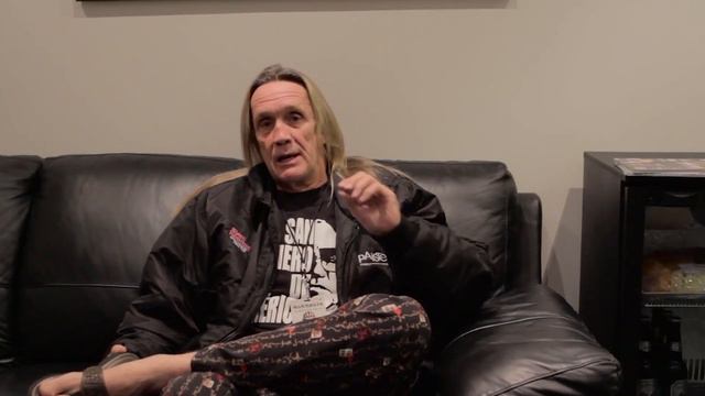 Nicko McBrain Sobre El Metronomo Para Tocar En Vivo Con Iron Maiden смотреть онлайн