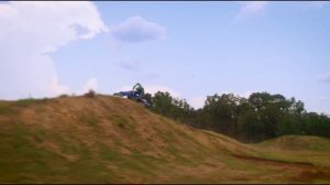 НЕВЕРОЯТНО ОПАСНЫЕ ПРЫЖКИ НА МОТОЦИКЛЕ ЭНДУРО | INCREDIBLY DANGEROUS JUMPING ON THE ENDURO DIRT BIK