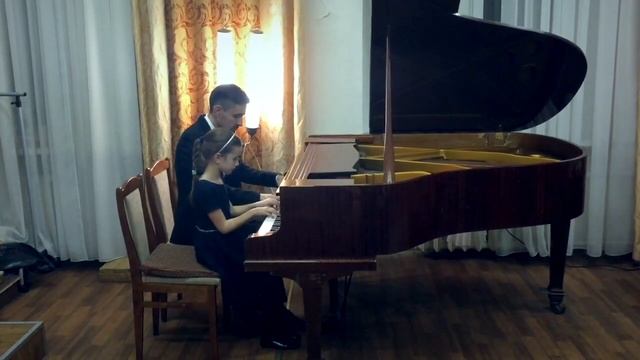 Карен Хачатурян, Сеньер Помидор, 4 руки фортепиано смотреть онлайн