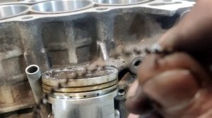 HONDA D15B.не на ней-задиры от сепаратора.