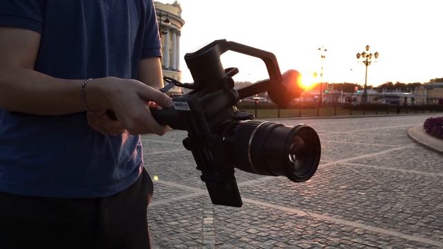 Moza AirCross - ЛУЧШИЙ СТАБИЛИЗАТОР ДЛЯ СЪЕМКИ ВИДЕО за 30.000 руб? смотреть онлайн