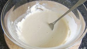 Брокколи в кляре на сковороде