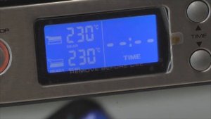 Электро гриль DeLonghi MultiGrill CGH1030D ,готовлю стейк.