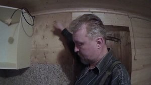 Как укрепить вагонку для навески шкафов