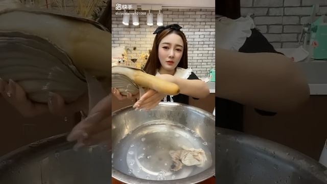 Check out this Dude, Wah Delicious ? Geoduck смотреть онлайн
