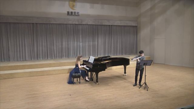 Bizet - Born. Fantasy on themes of opera "Carmen" смотреть онлайн