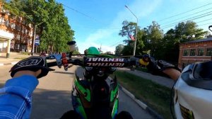КАК не НУЖНО ЕЗДИТЬ ПО ГОРОДУ/СТАНТ С ОДНОЙ РУКОЙ НА ЗАРЯЖЕННОМ ПИТБАЙКЕ YCF BIGY 150 MX MOTARD