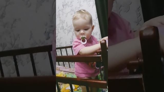 ЛяЛя че ХОЧУ смотреть онлайн