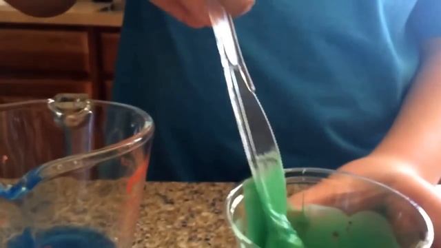 How to make easy slime with stuff at home. смотреть онлайн