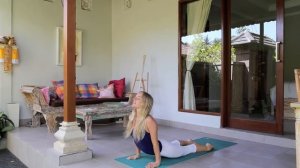 Сурья намаскар- комплекс приветствия солнца с Наташей Будниковой