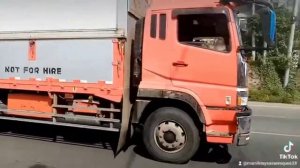 Mitsubishi fuso super great 6M70