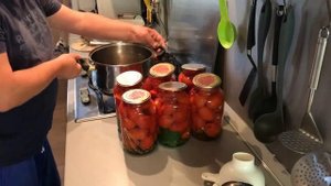 Домашние Сладкие маринованые помидоры