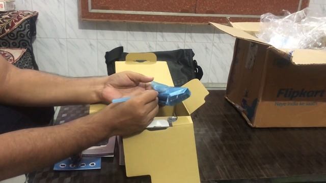 Canon EOS M200 Mirrorless Camera? | Unboxing | Youtubers & Bloggers Camera смотреть онлайн