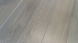 Чем заделать щели в полах?