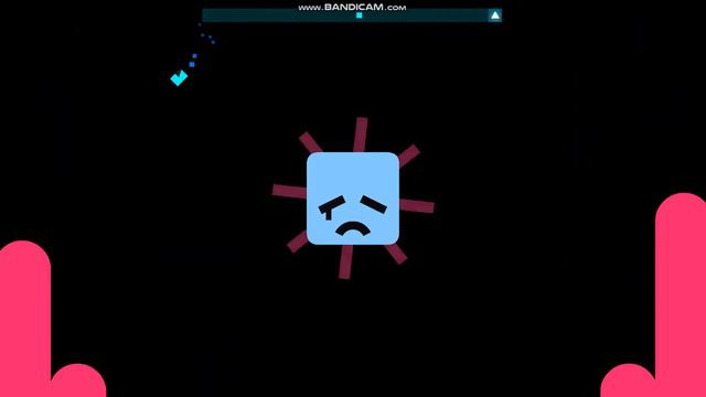 Играю в Just shapes and beats сражаюсь с боссом close to me смотреть онлайн