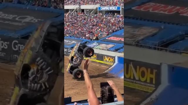 Чемпион мира по двухколесным навыкам ? - Monster Jam - World Finals XXI