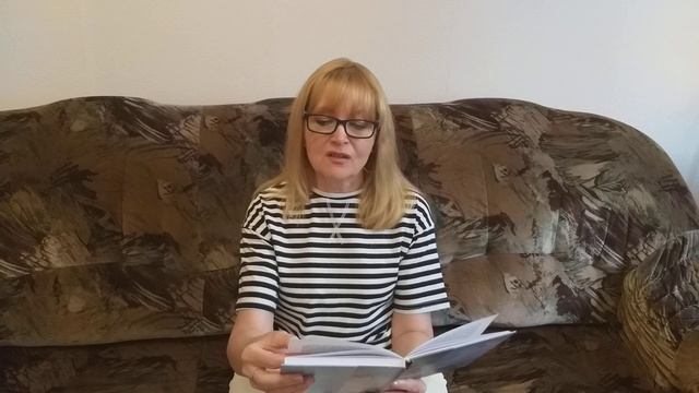 Наталия Чернецкая "На небе не только Бог...", читает Виктория Семибратская смотреть онлайн