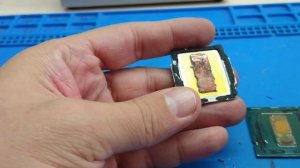 Как выглядят слои кристалла процессора i7-10700?