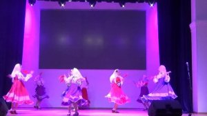 Раным-рано вставала