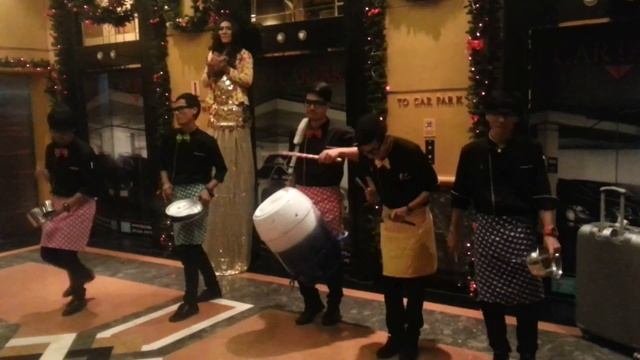 Группа поваров Байок Скай, Бангкок смотреть онлайн