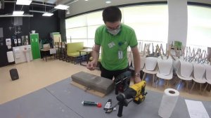 Тест аккумуляторных перфораторов Bosch и DeWalt.