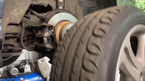 W211.замена задних колодок правильно