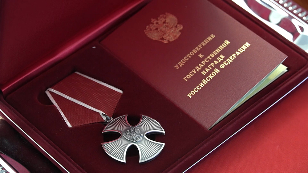 На передовой наградили мотострелков / События на ТВЦ