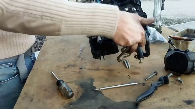 2006 VW Passat B6 FSI 2.0 turbo disassembly of air intake and fuel rail system and cleaning смотреть онлайн