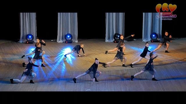 Звёзды и ночь - Dance Video Channel смотреть онлайн